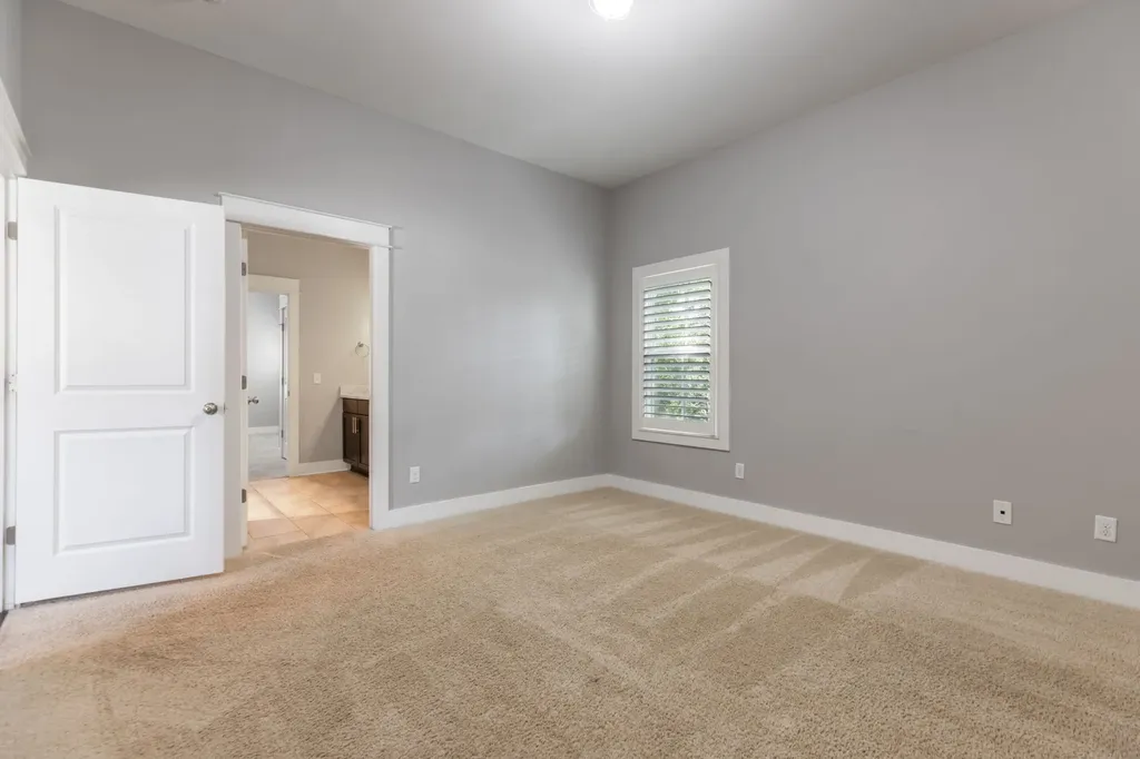 908B Gale Lane Nashville TN 37204
