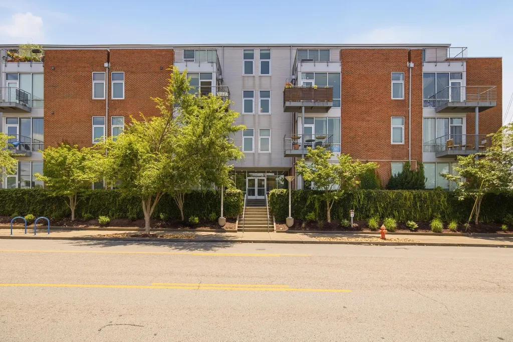 926 Woodland Street Nashville TN 37206
