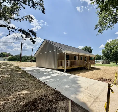 155 E Scott Street Lawrenceburg TN 38464