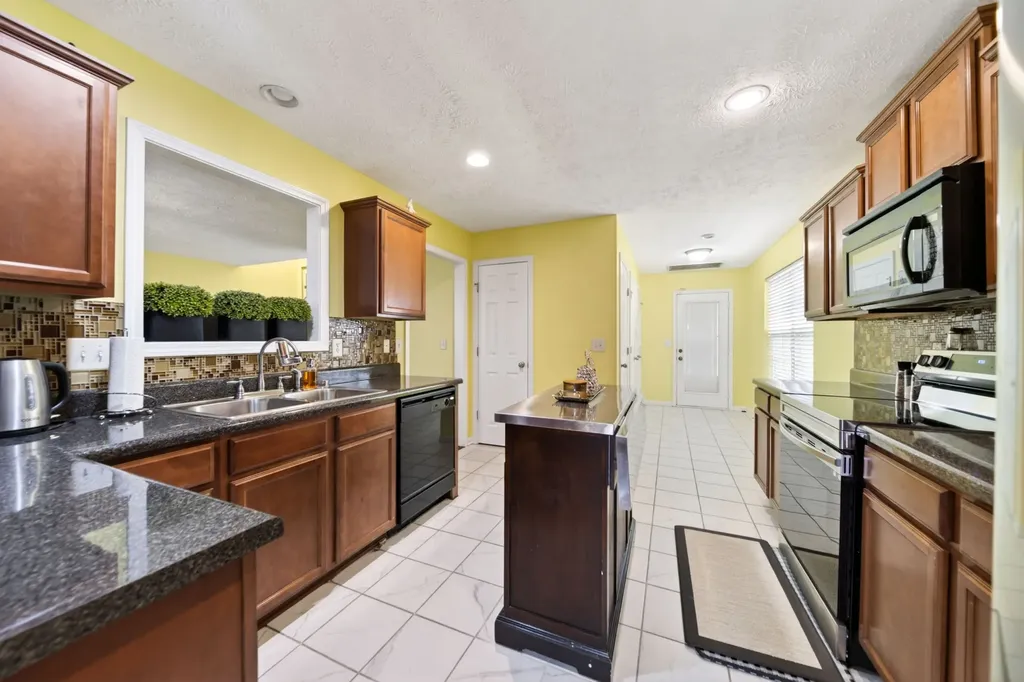 1425 Sprucedale Drive Antioch TN 37013
