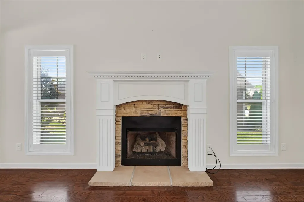 202 Dorchester Circle Clarksville TN 37043