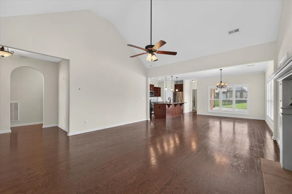 202 Dorchester Circle Clarksville TN 37043