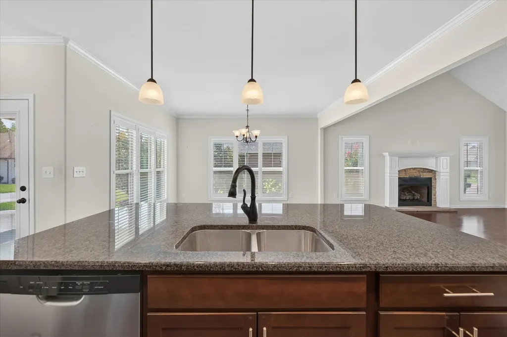202 Dorchester Circle Clarksville TN 37043