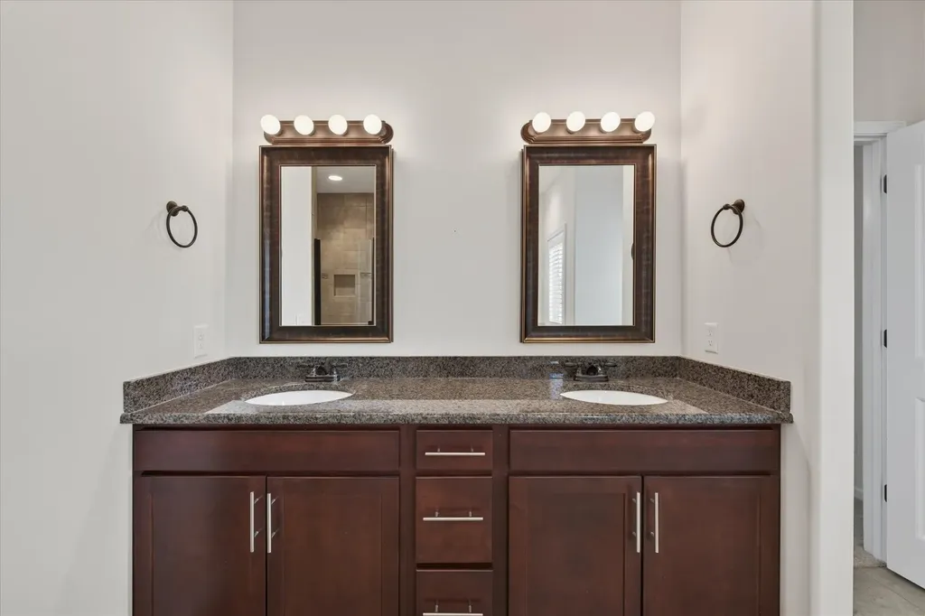 202 Dorchester Circle Clarksville TN 37043