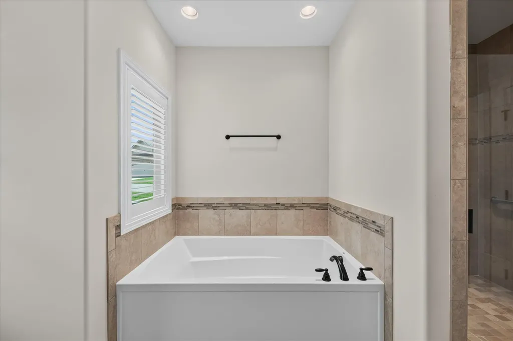 202 Dorchester Circle Clarksville TN 37043