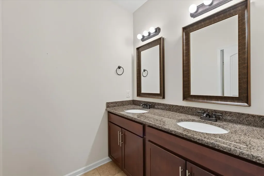 202 Dorchester Circle Clarksville TN 37043