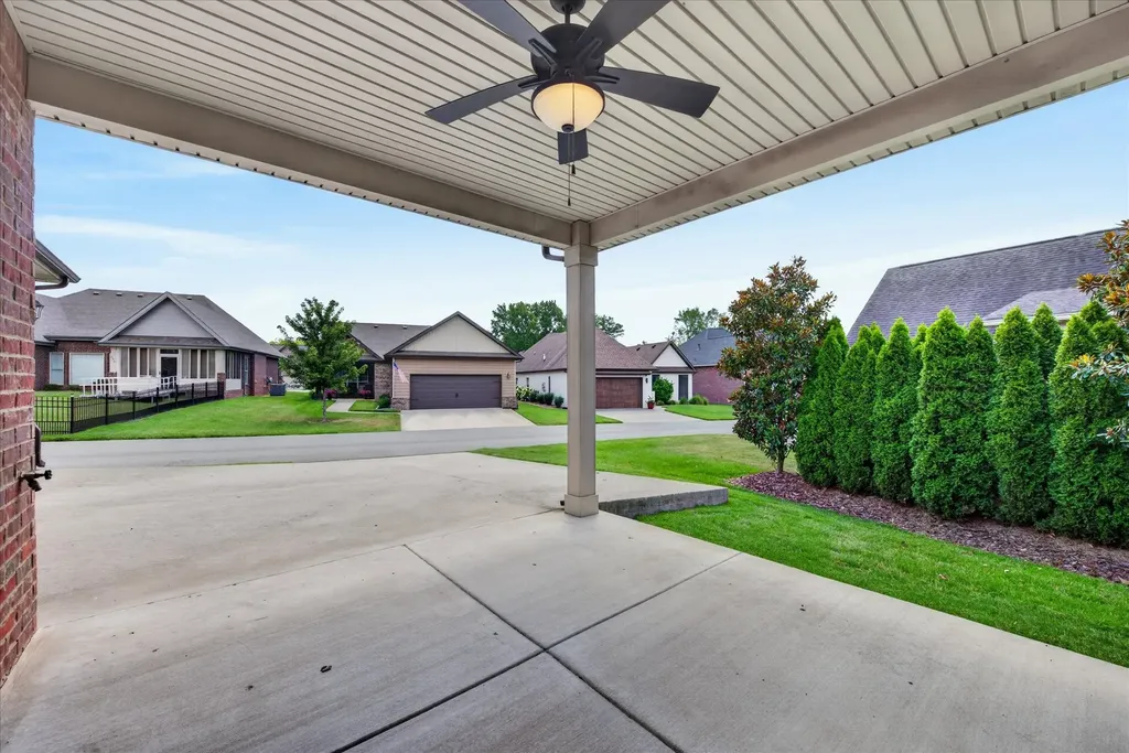 202 Dorchester Circle Clarksville TN 37043