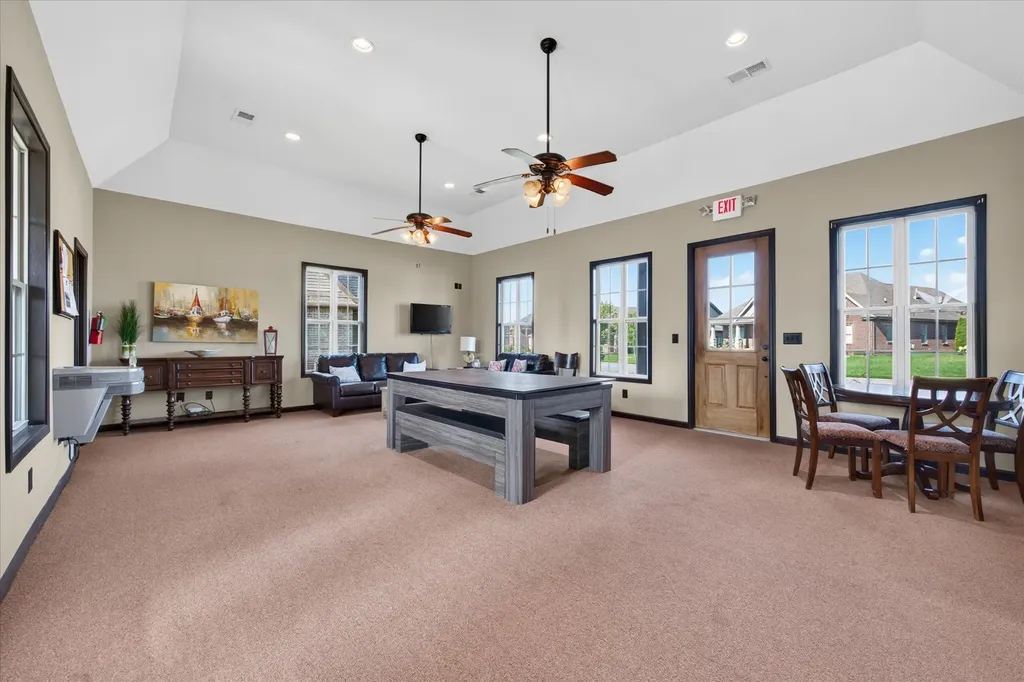 202 Dorchester Circle Clarksville TN 37043