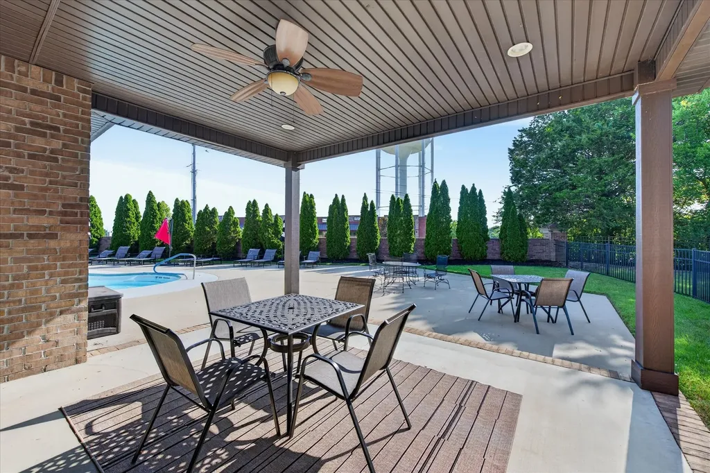 202 Dorchester Circle Clarksville TN 37043