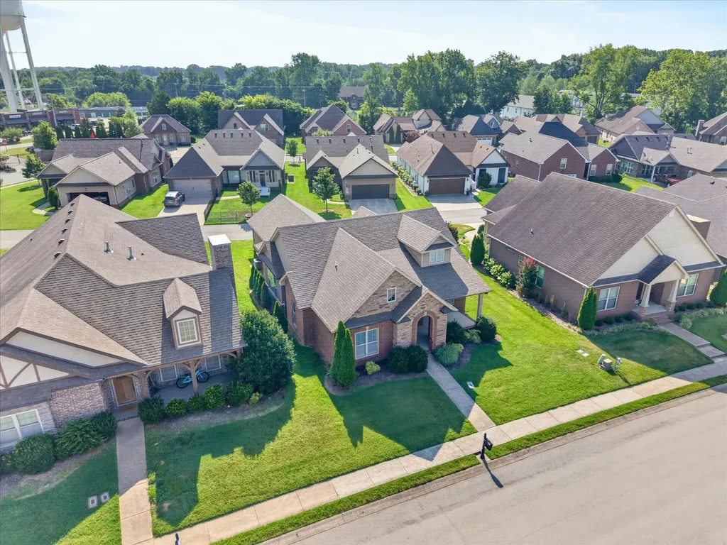 202 Dorchester Circle Clarksville TN 37043