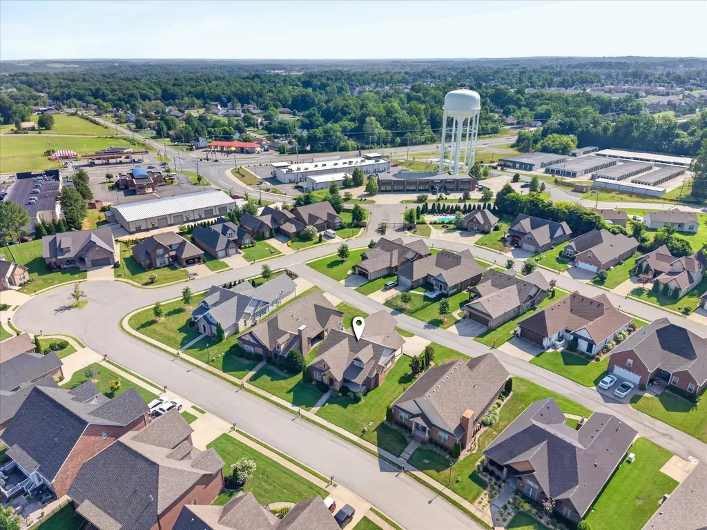 202 Dorchester Circle Clarksville TN 37043