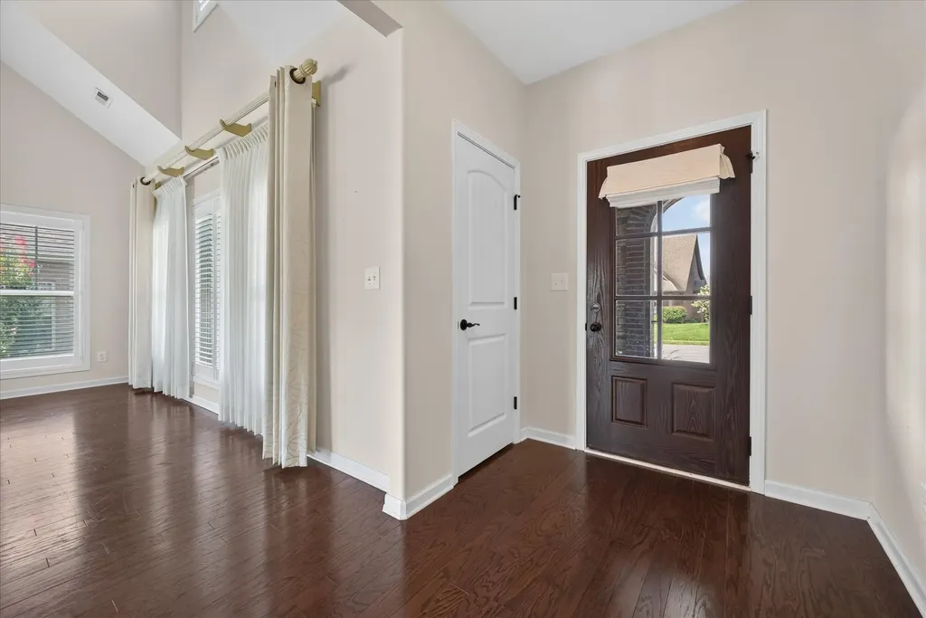 202 Dorchester Circle Clarksville TN 37043