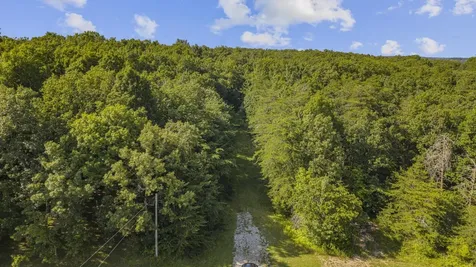 16 Newbury Court Crossville TN 38558