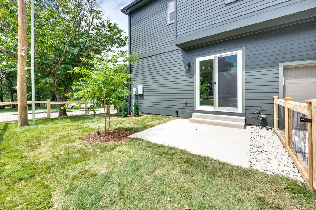 2430 Little Avenue Nashville TN 37206