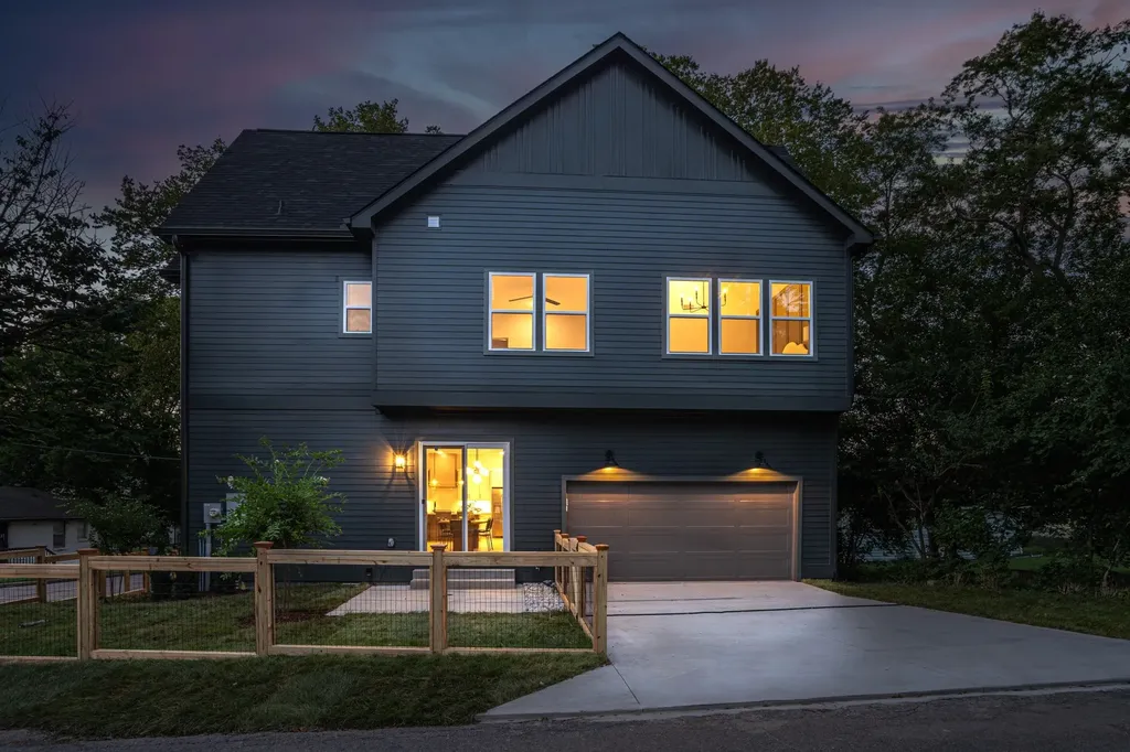 2430 Little Avenue Nashville TN 37206