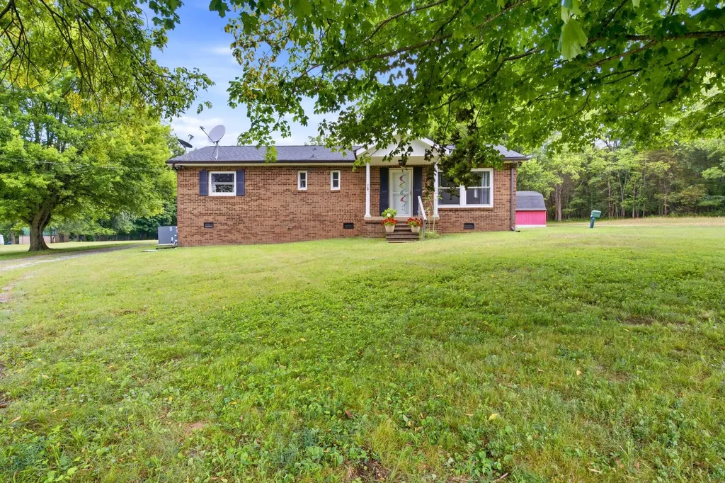 76 W Caldwell Street Mount Juliet TN 37122