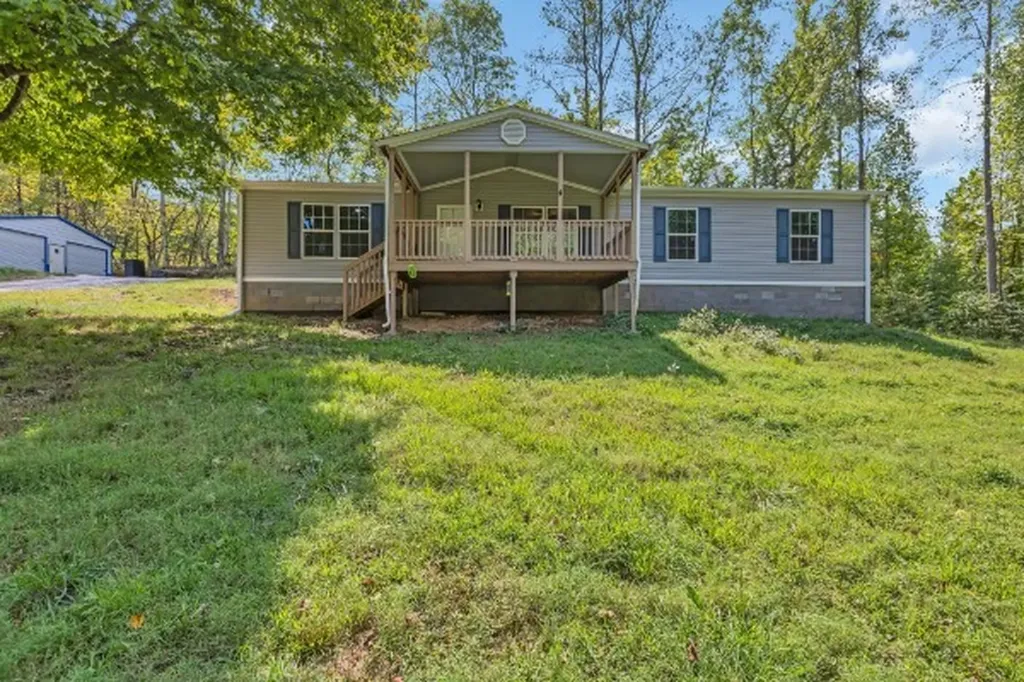 2040 Turkey Creek Road Dickson TN 37055