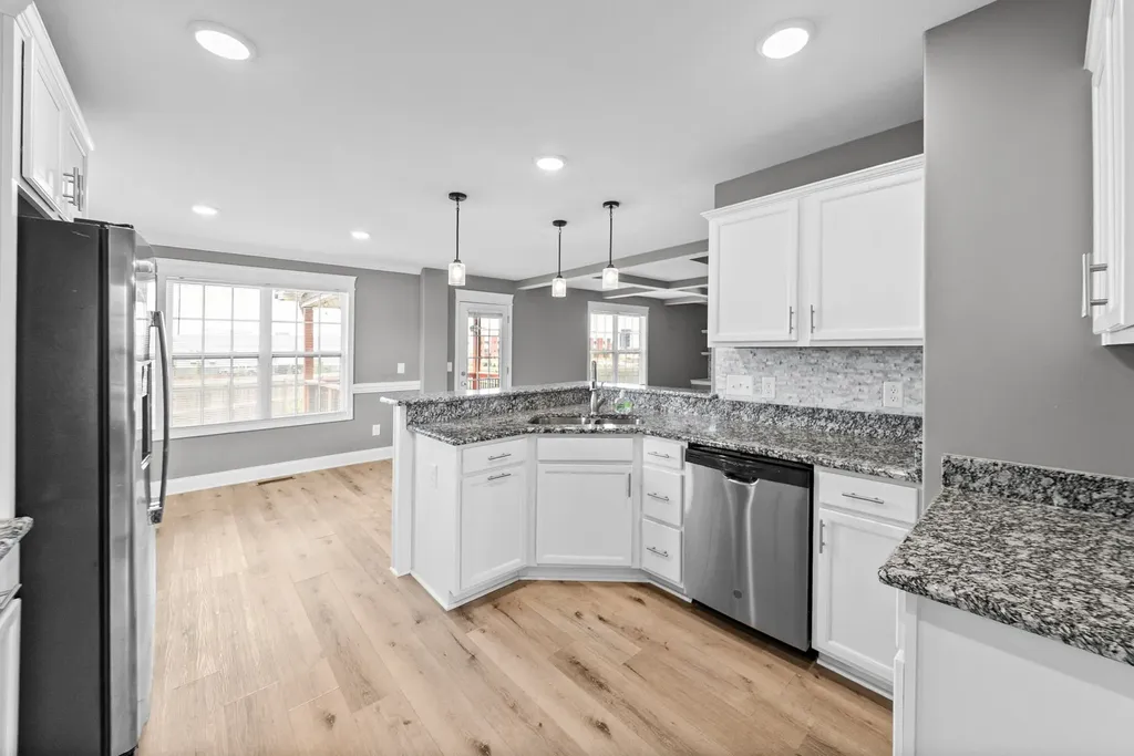 433 Andean Court Clarksville TN 37040