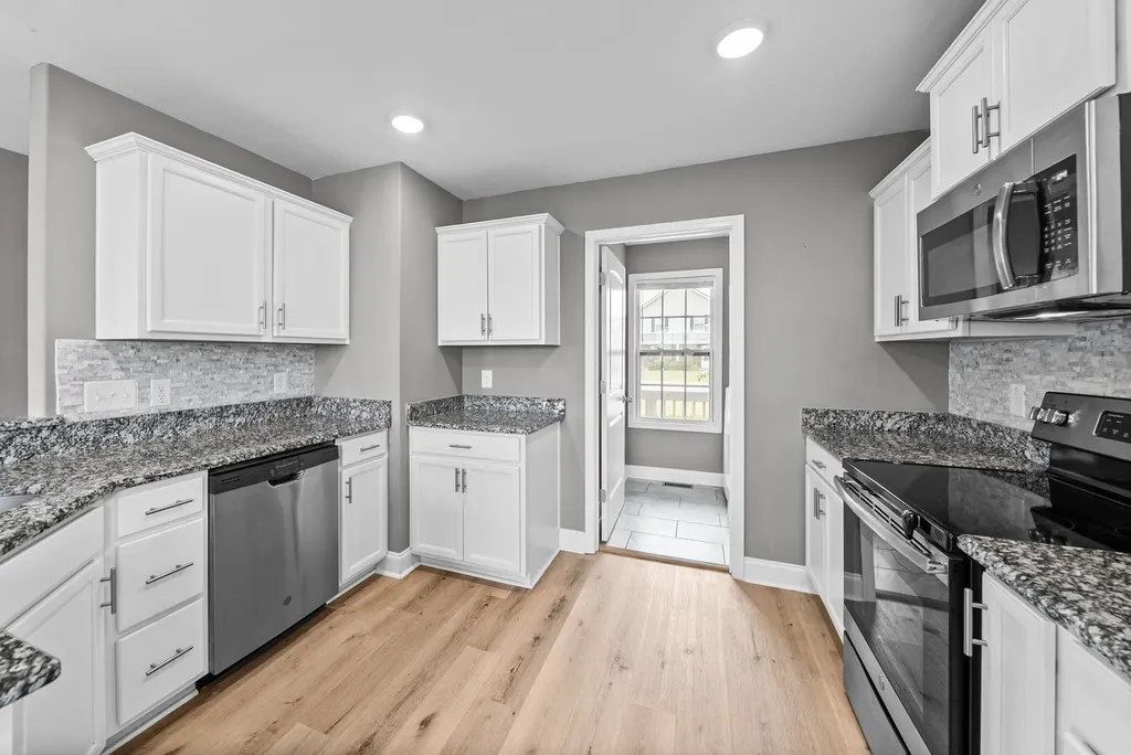 433 Andean Court Clarksville TN 37040