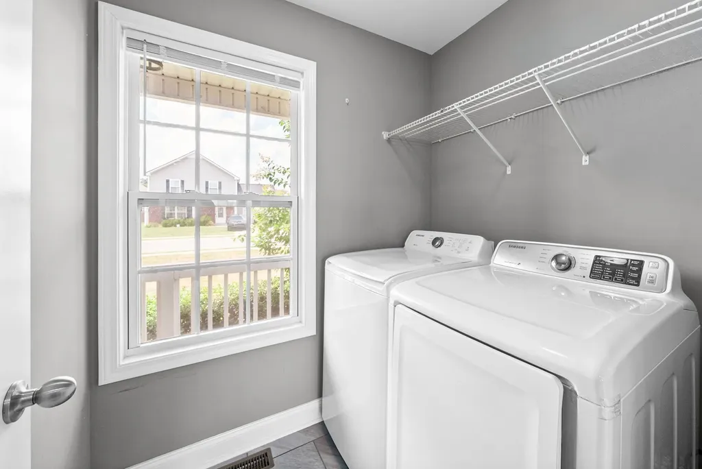 433 Andean Court Clarksville TN 37040