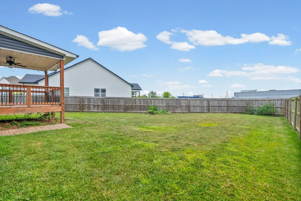 433 Andean Court Clarksville TN 37040