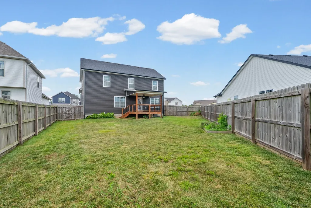 433 Andean Court Clarksville TN 37040