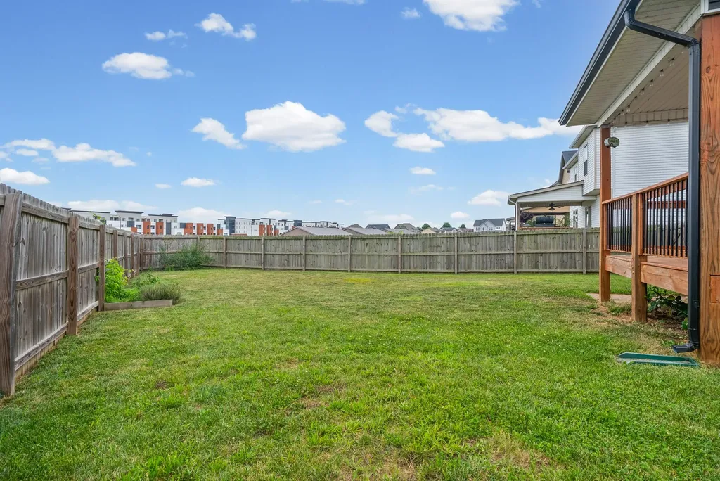 433 Andean Court Clarksville TN 37040