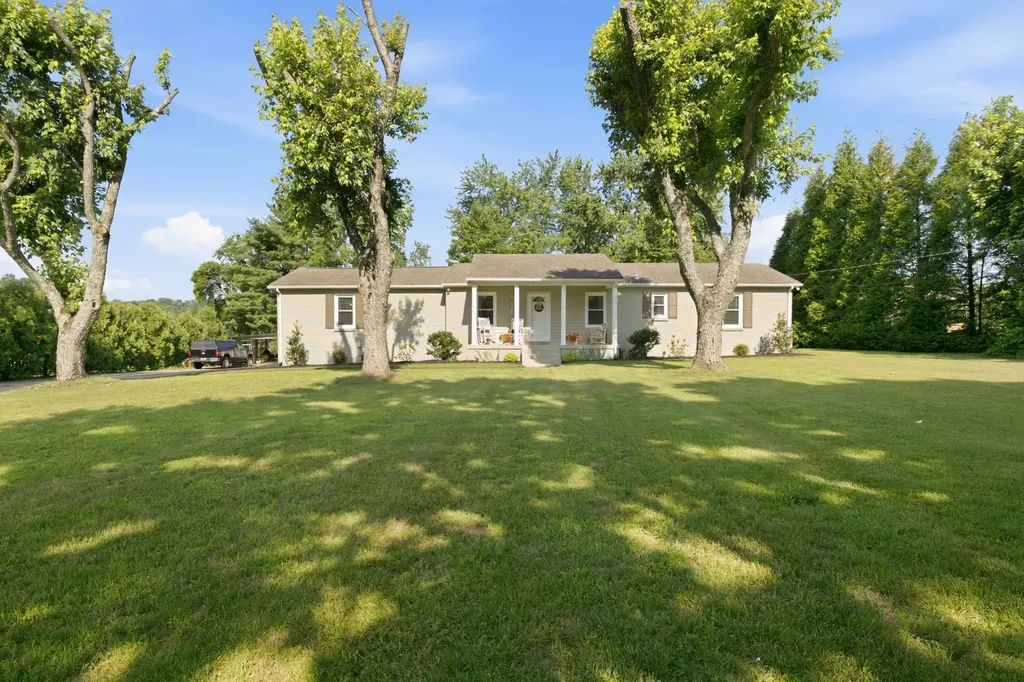 2613 Country Haven Drive Thompsons Station TN 37179