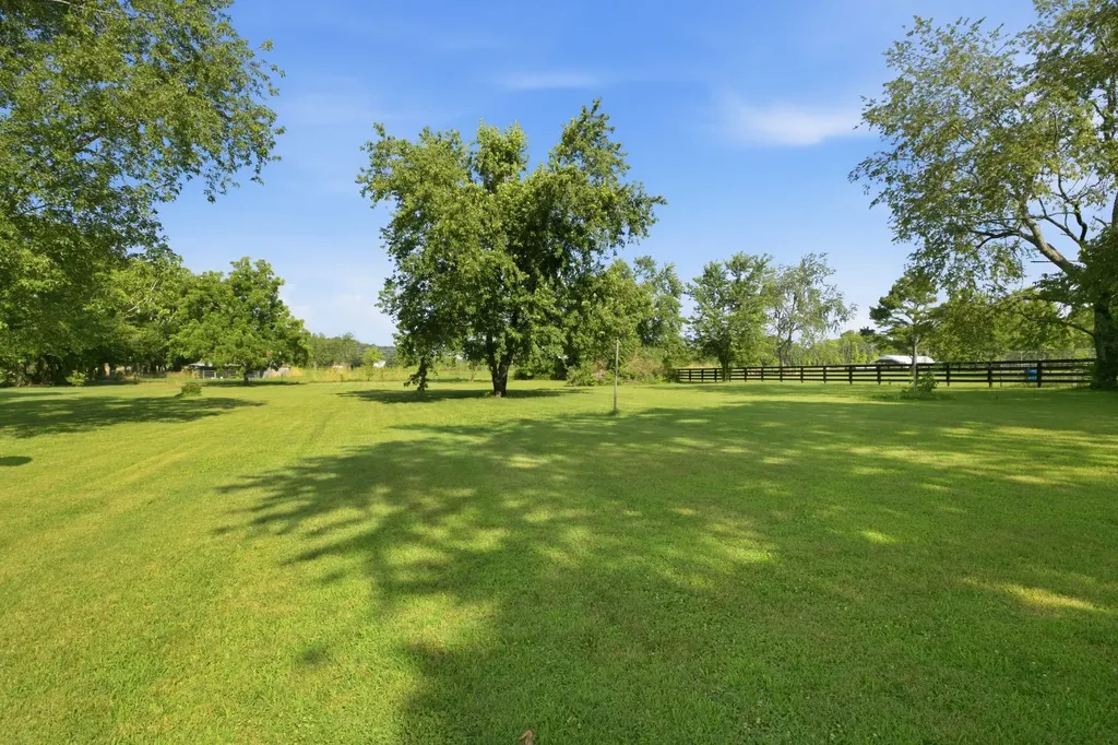 2613 Country Haven Drive Thompsons Station TN 37179