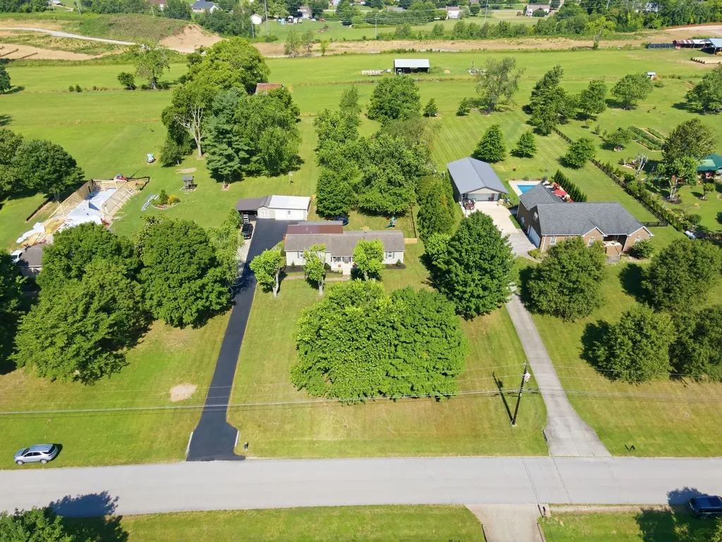 2613 Country Haven Drive Thompsons Station TN 37179