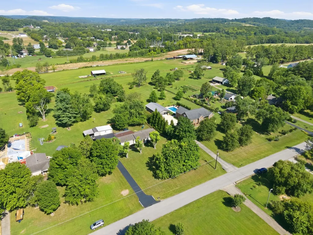 2613 Country Haven Drive Thompsons Station TN 37179