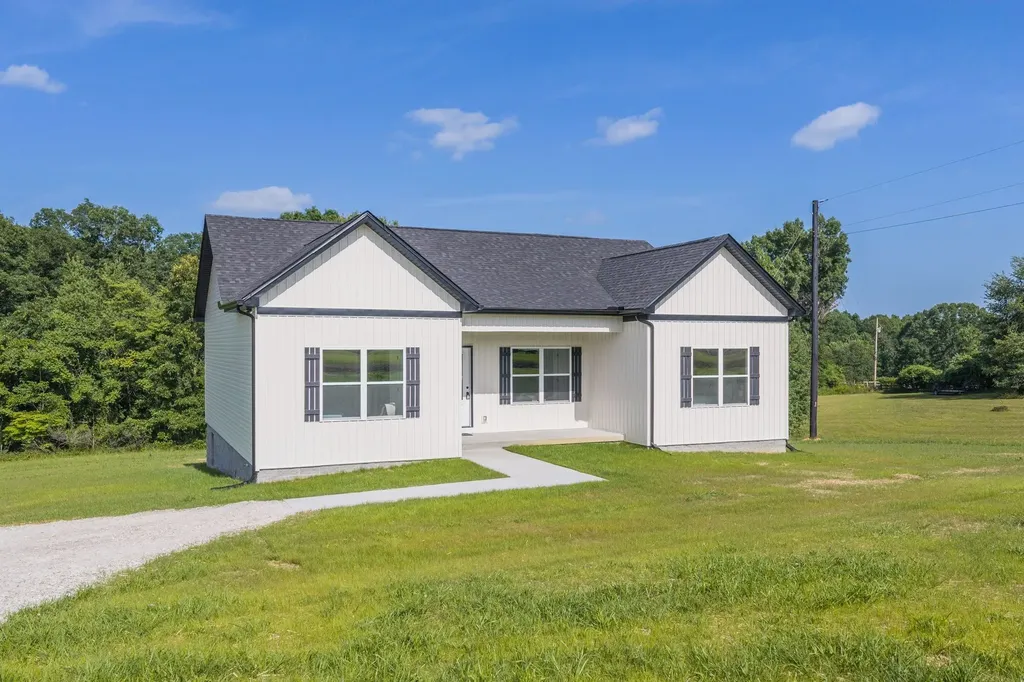 831 Wells Road Dickson TN 37055