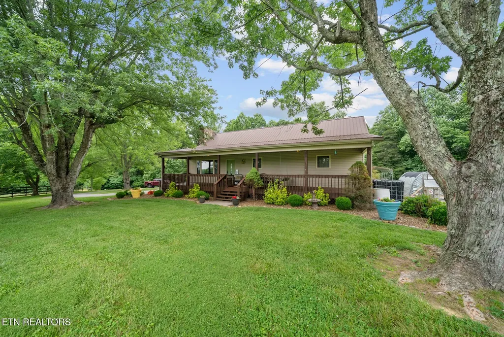 600 Dave Garrett Road Crossville TN 38571