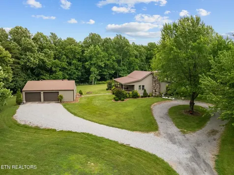 600 Dave Garrett Road Crossville TN 38571