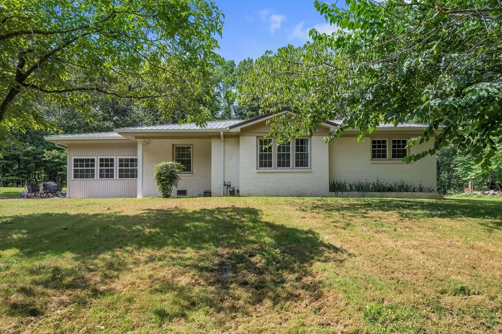8531 Pinewood Lyles TN 37098