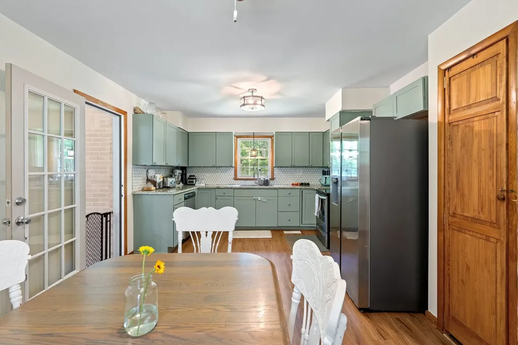 8531 Pinewood Lyles TN 37098