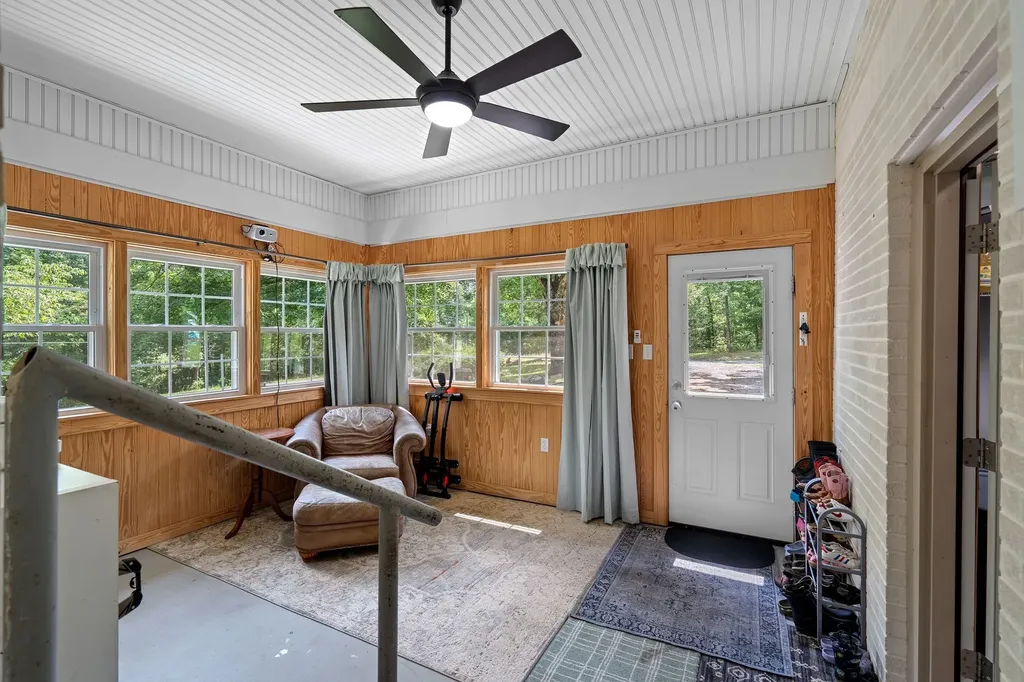 8531 Pinewood Lyles TN 37098
