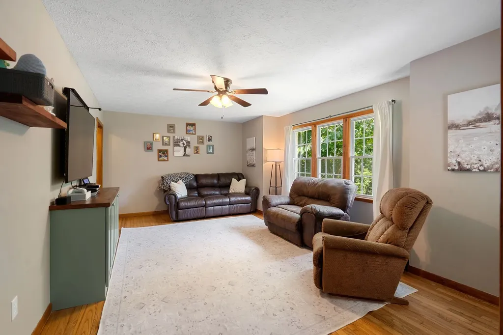 8531 Pinewood Lyles TN 37098