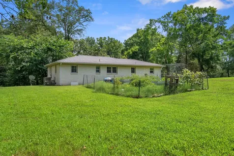 8531 Pinewood Lyles TN 37098