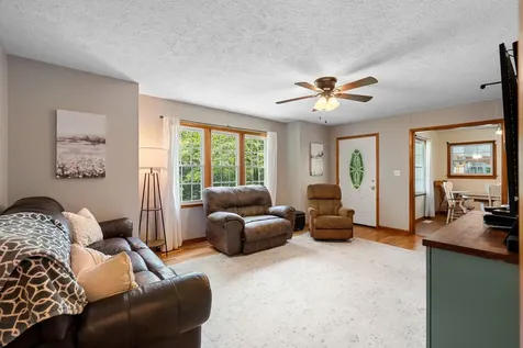 8531 Pinewood Lyles TN 37098