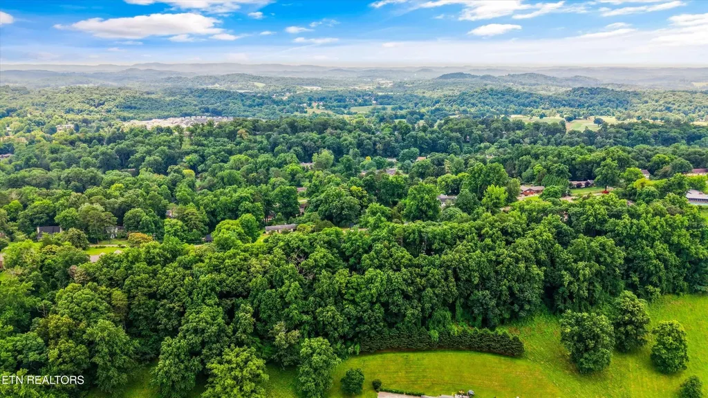 5403 E Sunset Road Knoxville TN 37914