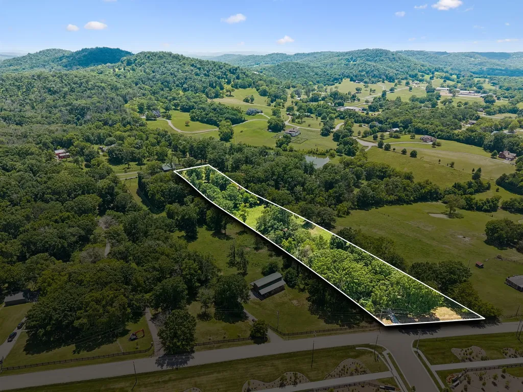 2667 Sanford Road Nolensville TN 37135