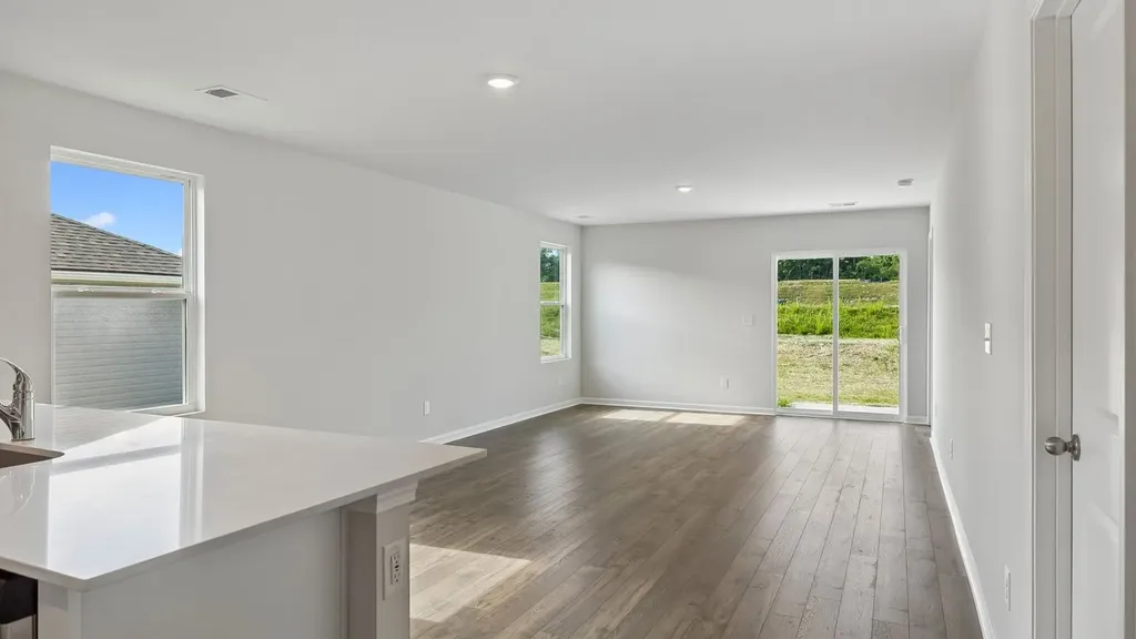 1327 Preakness Lane Lewisburg TN 37091