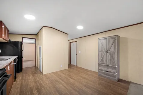 10 Light Lane Kelso TN 37348