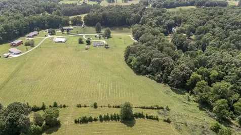 10 Light Lane Kelso TN 37348