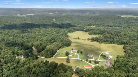 10 Light Lane Kelso TN 37348