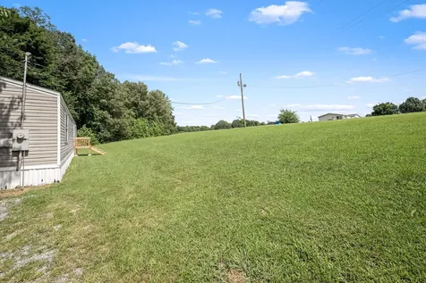 10 Light Lane Kelso TN 37348