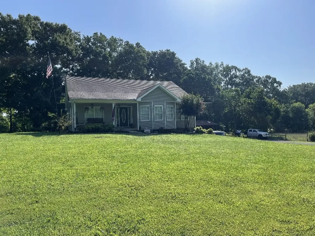 1062 Highway 96 N Fairview TN 37062