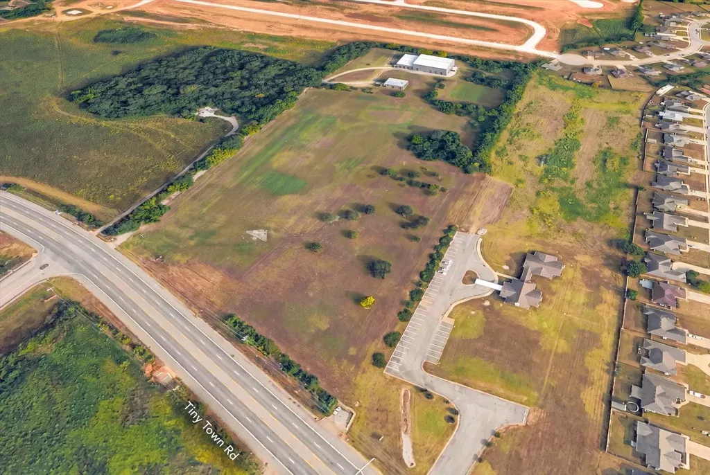 1231 Tiny Town Road Clarksville TN 37042