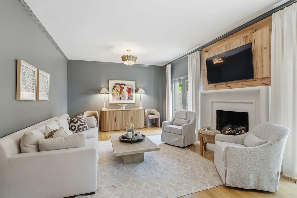 4400 Belmont Park Terrace Nashville TN 37215